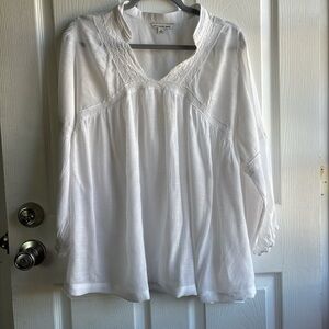 🪷Zac & Rachel/ White Blouse with Lace Accents: Size 3X